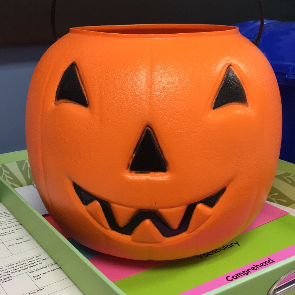 Meet your Posher, Jeannette